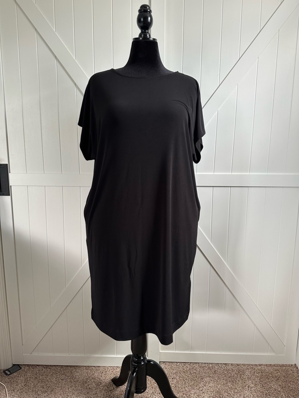 Chico’s Size 2 Black Relaxed Shift Dress Pockets Oversized Travel Knit Large 12
